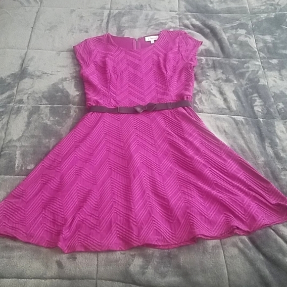 🌟Candie's Chevron Design Dress W/ Bow Belt - Picture 1 of 10